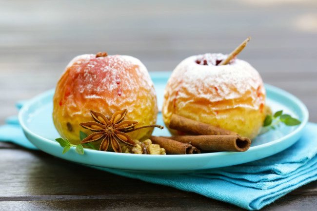 baked-apples-with-cinnamon-2022-12-15-18-59-19-utc (1)